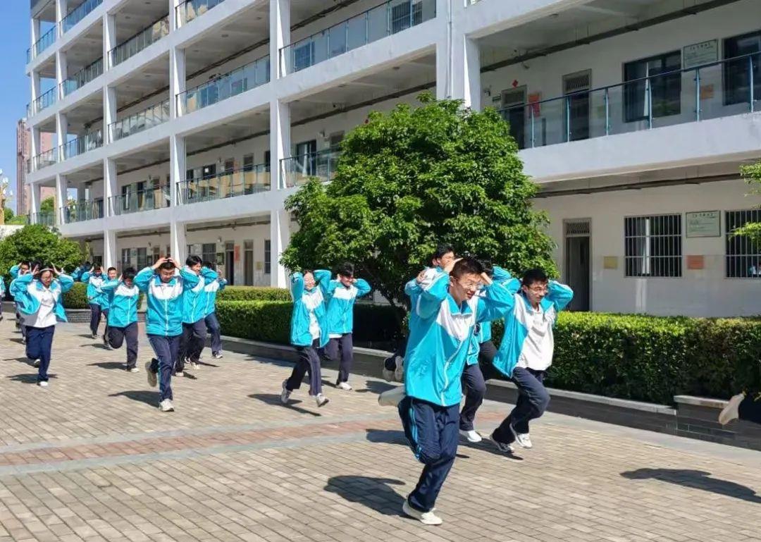 e.jpg